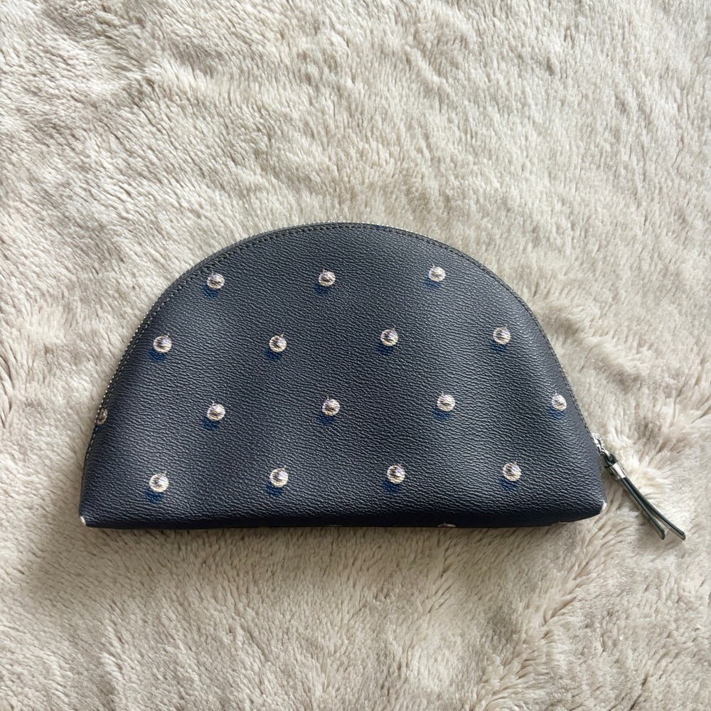 New Banana Republic Gray Pearl Print Phone-Charging Half-Moon Pouch Bag